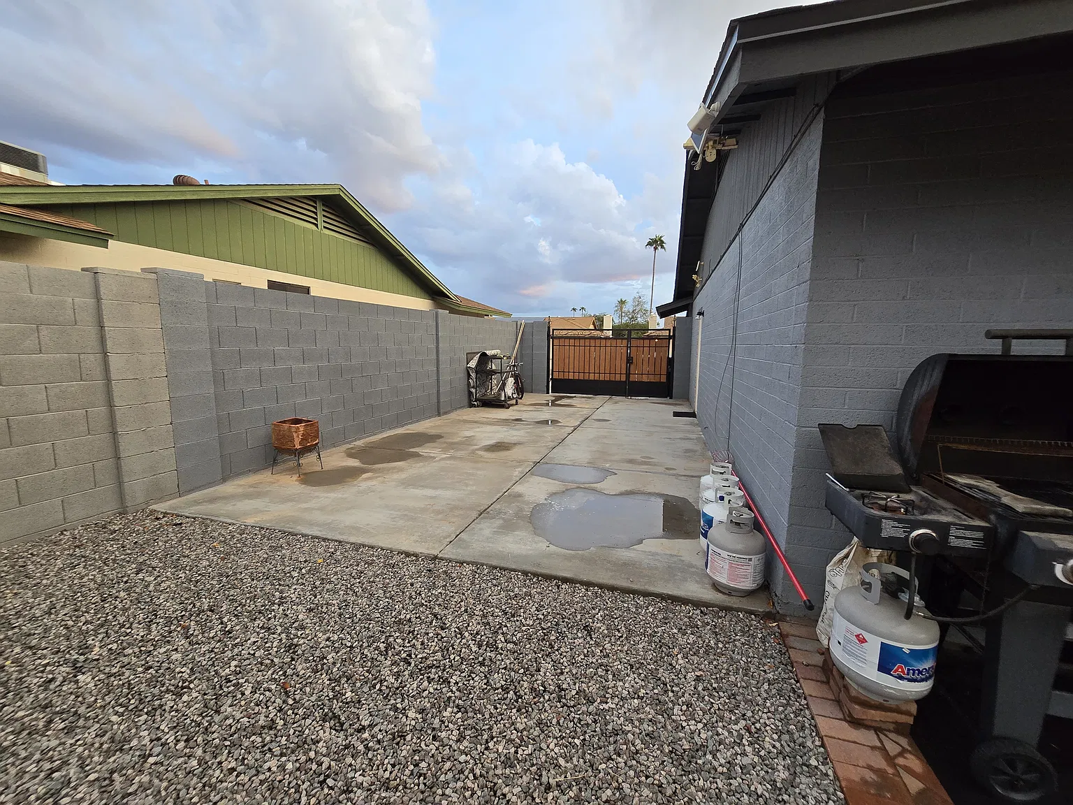 4 bed, 1800 sqft, $2,400 — Photo 3