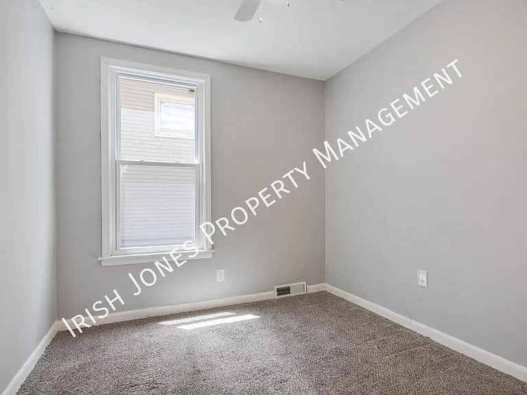 76 Hammerschmidt Ave #LOWER — Photo 15