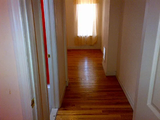 Rented by Flateau Realty | media 7