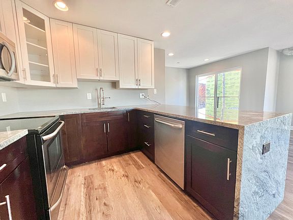 5th image of 1830 Frankford Ave #A