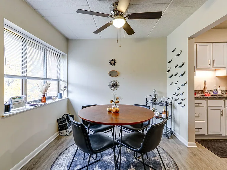 The Atwood Apartments — Photo 26