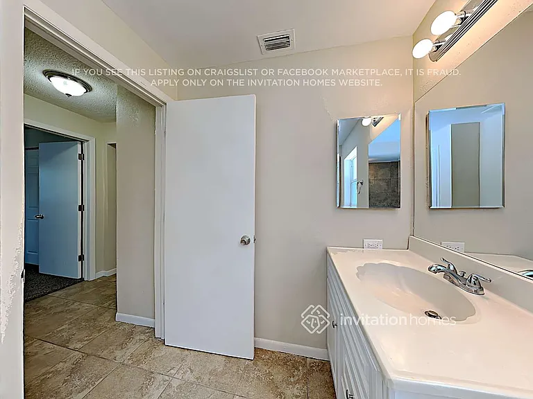 1895 Almeria Way S — Photo 16