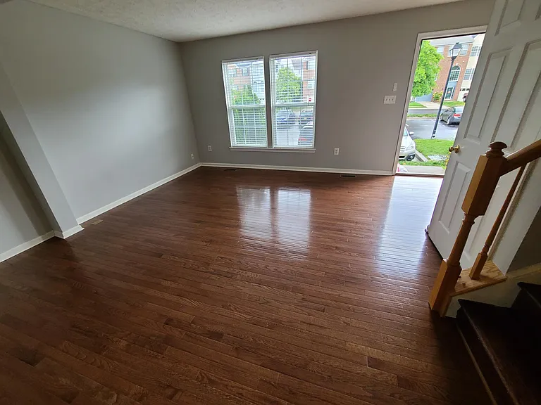 2718 Thornbrook Ct — Photo 23