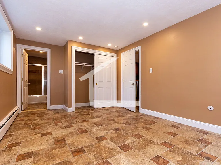 43 Gardner St #2 — Photo 5
