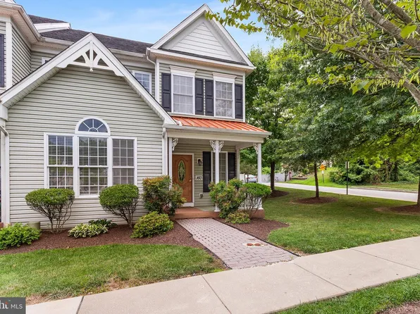 160 Victoria Sq, Media, PA 19063