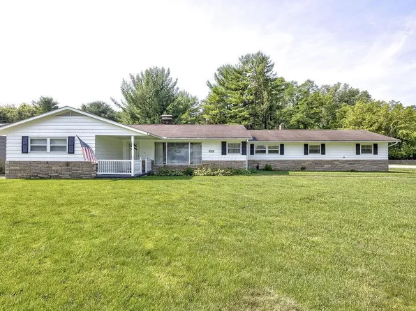 111 Barb Ave, Heath, OH 43056