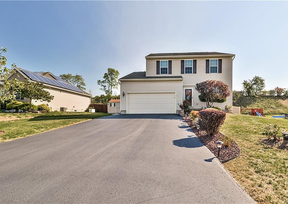 1st image of 51 Waterfront Dr