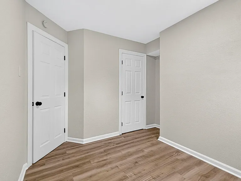 121 Sunglow Dr — Photo 8