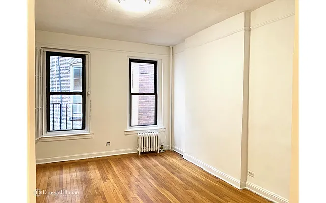 Rented by Douglas Elliman | media 8