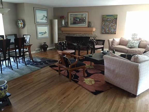 3rd image of 6755 N Lake Dr