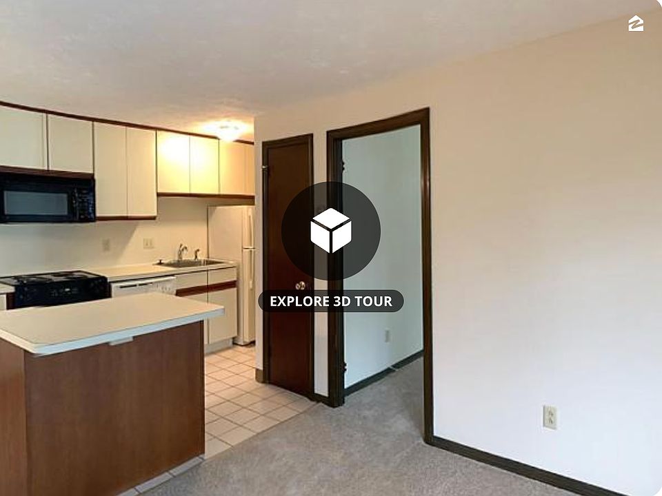 2nd image of 164 Vernon Ave APT 32
