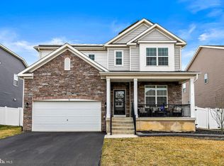 70 Ashburn Ave, Manahawkin, NJ 08050