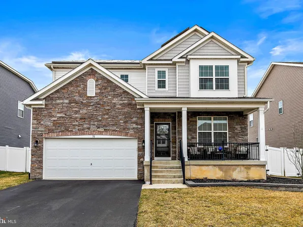70 Ashburn Ave, Manahawkin, NJ 08050