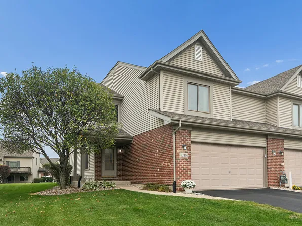 8240 Auburn Ln, Frankfort, IL 60423