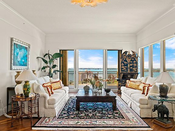 5th image of 35 Watergate Dr Suite 1701