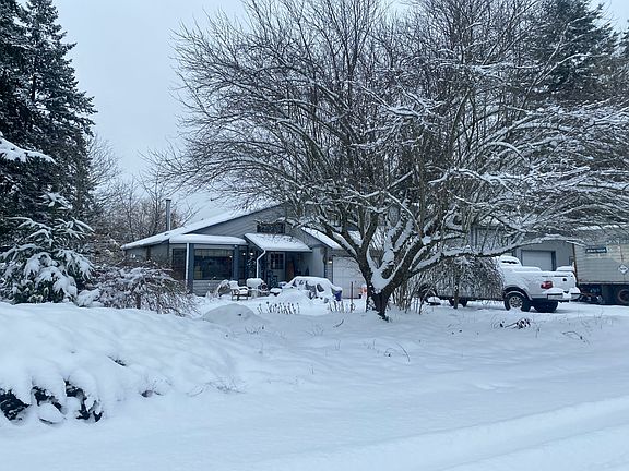 3rd image of 11415 149th Street Ct E