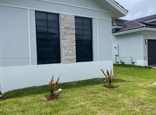 14602 SW 22nd St, Miami, FL 33175