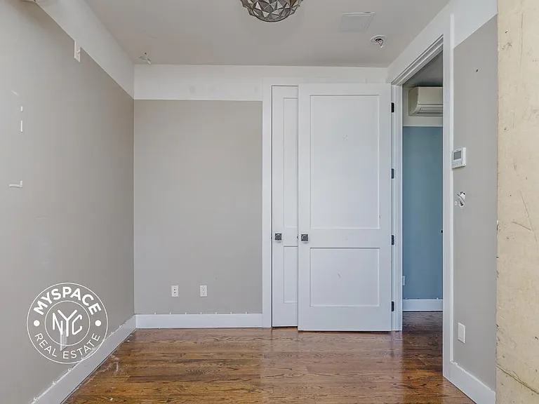 187 Kent Ave #801 — Photo 6