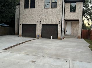 1711 Herald St, Dallas, TX 75215