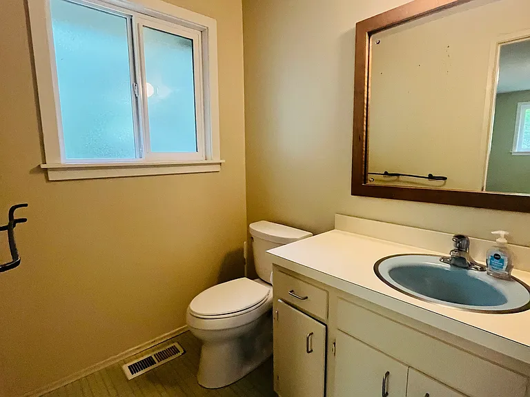 7131 NE Baker Hill Rd — Photo 17