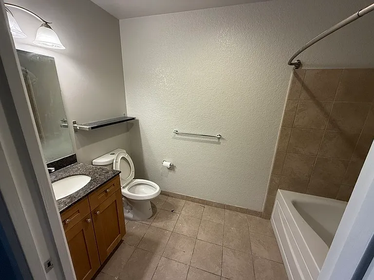 150 E Robinson St #627 — Photo 7