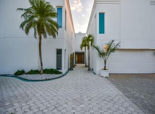 411 N Casey Key Rd, Osprey, FL 34229