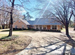 1707 Rotan Rd, Mount Pleasant, TX 75455