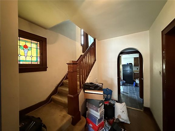 2nd image of 430 26th St