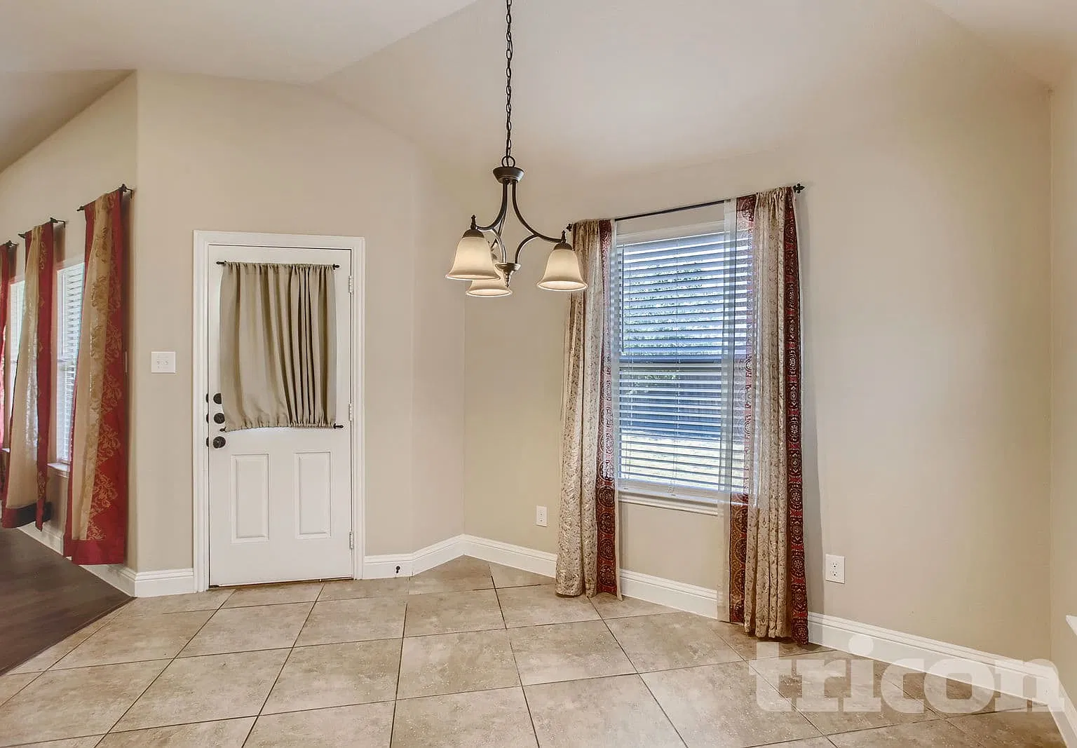 221 Eagle Ridge Rd Forney TX — Photo 2