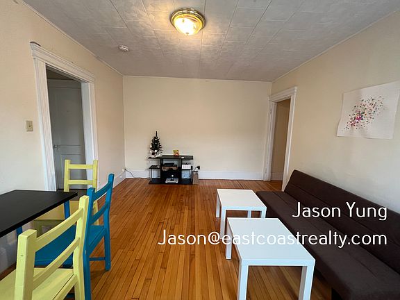 3rd image of 23 Royce Rd #24-10