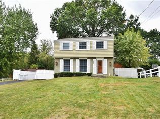 6180 Collie Dr, Bethel Park, PA