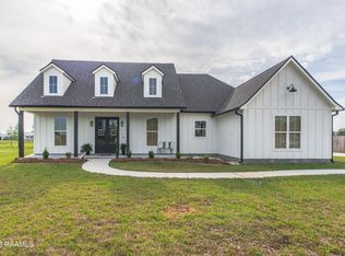 111 Cypress Bend Rd, Scott, LA 70583