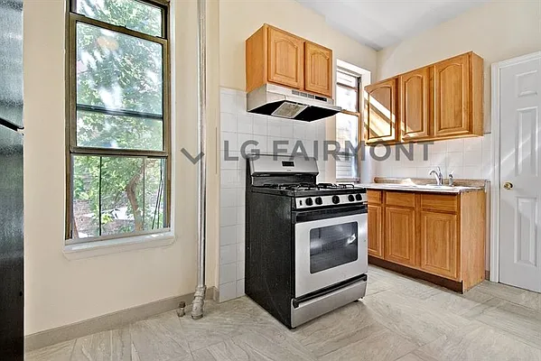 Rented by LG Fairmont Group | media 10