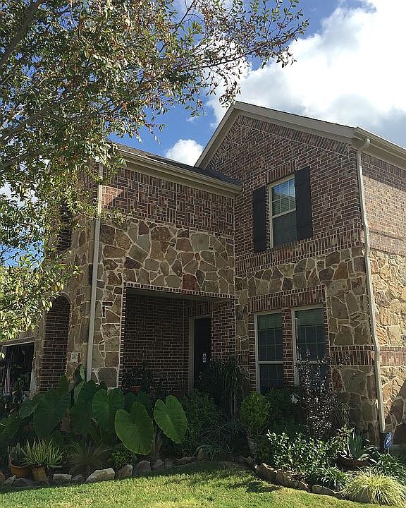 1st image of 4017 Deer Lake Dr