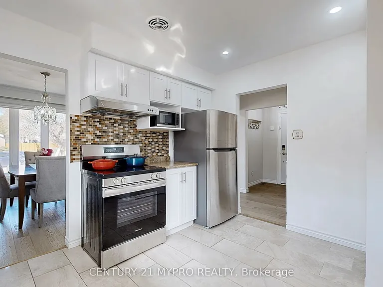 56 Bailey Cres #MAIN — Photo 11