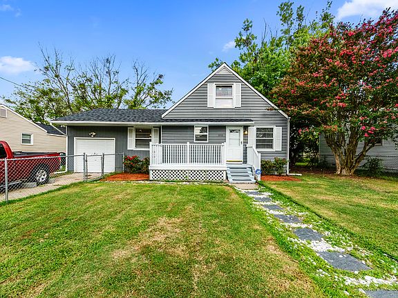 3rd image of 3316 Driftwood Dr