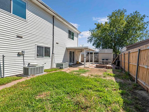 3rd image of 4221 Ben Michael Dr