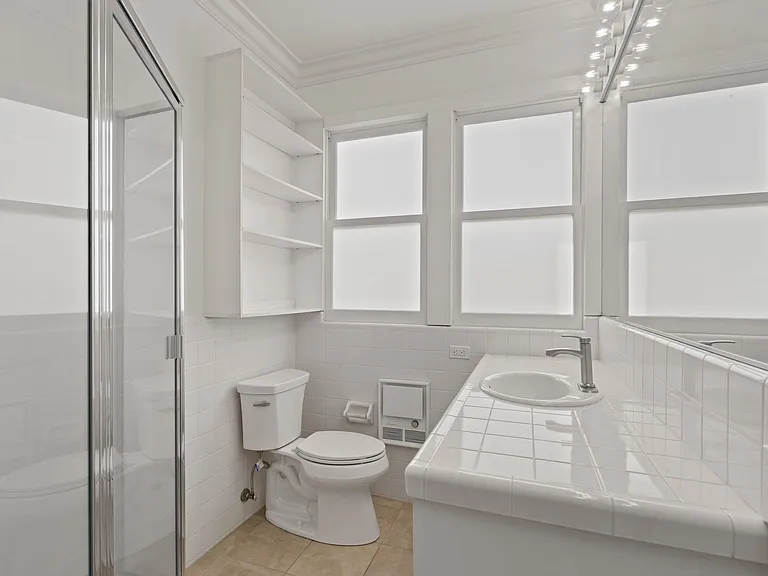 1703 E Cliff Dr #4 — Photo 11