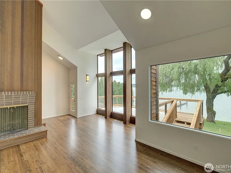 3406 W Lake Sammamish Pkwy NE — Photo 5