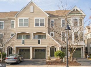 208 Cobblestone Dr, Ardmore, PA 19003