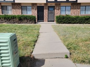 25 Castle Royal Dr #27, Pueblo, CO 81005