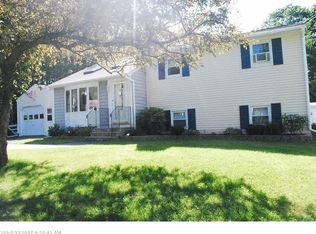 16 Ledgemere Dr, Biddeford, ME 04005