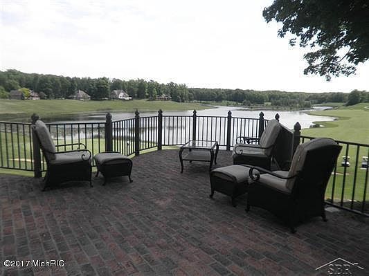 5th image of 9546 Stonebridge Dr