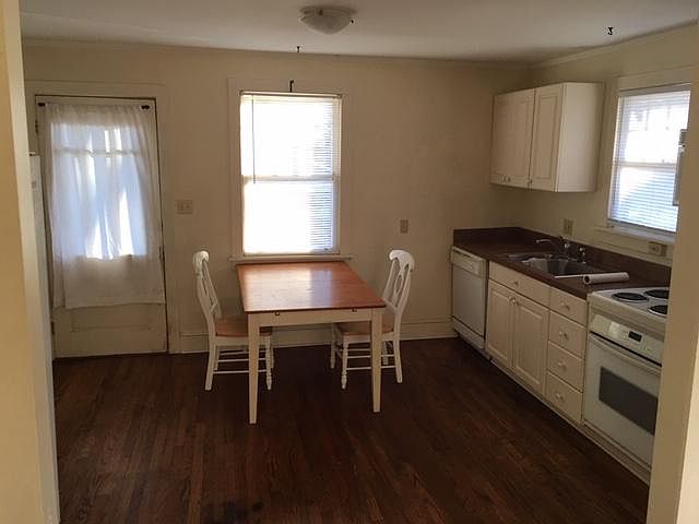 2nd image of 106 Wilton St #A
