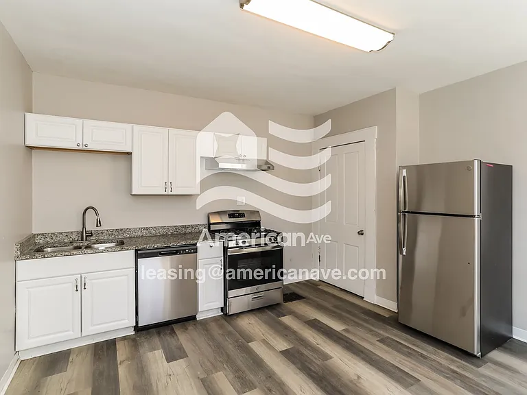 505020_005_kitchen_5.jpg