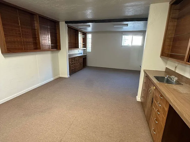 218 Butte St — Photo 2