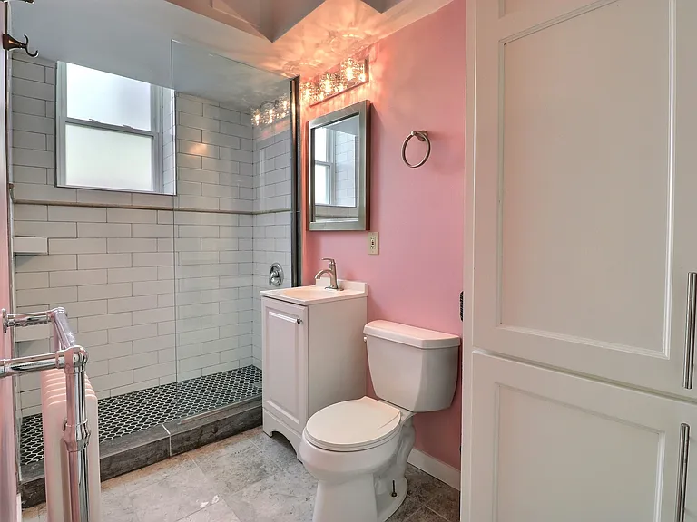 3229 Garfield Ave #1 — Photo 6