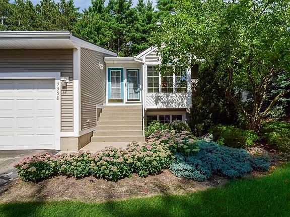 4th image of 3358 Woodwind Dr NE #26