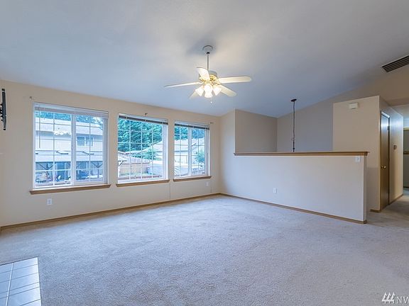 5th image of 7604 38th Ct SE