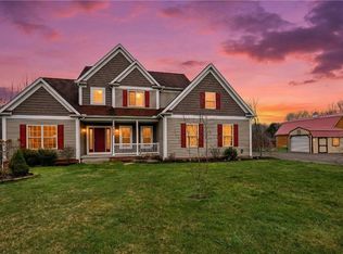 12345 Stafford Rd, Chagrin Falls, OH 44023